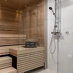 Satamanhelmen Naekoealahuoneisto 아파트 오울루