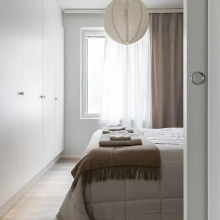 Satamanhelmen Naekoealahuoneisto Apartamento Oulu