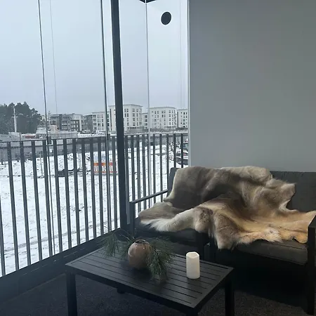 Satamanhelmen Naekoealahuoneisto *