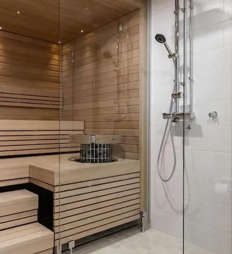 Satamanhelmen Naekoealahuoneisto Appartement Oulu