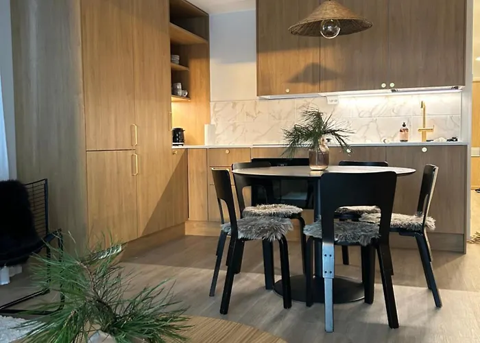 Satamanhelmen Naekoealahuoneisto